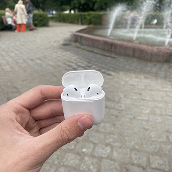 AirPods 2