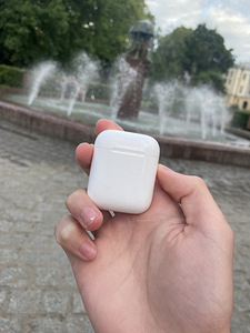 AirPods 2 (3 foto / 3)