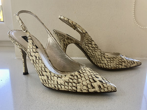 Dolce Gabbana D&G ussimustriga nahast kingad 38 (1 foto / 10)