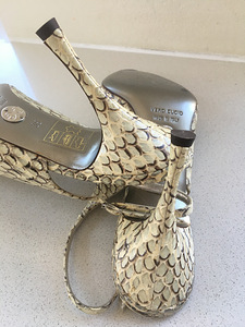 Dolce Gabbana D&G ussimustriga nahast kingad 38 (7 foto / 10)