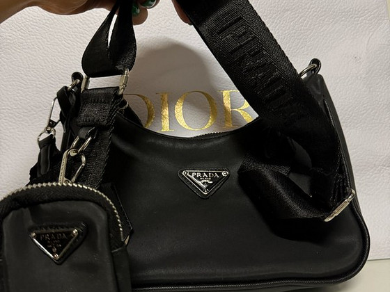 Prada Nylon Re Edition Shoulder Bag. Как новый!