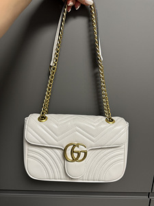 Gucci Marmont White Leather shoulder bag. Nagu uus! (1 foto / 8)