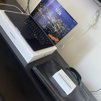 Apple MacBook 15-дюймовый, 256GB, черный