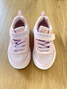 Sketchers, размер 24 (3 фото из 3)