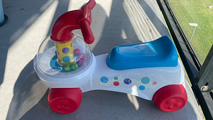 Fisherprice детский скутер (каталка) (3 фото из 3)