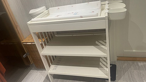 Пеленальный столик Ikea (3 фото из 5)