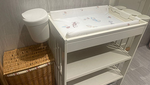 Пеленальный столик Ikea (4 фото из 5)