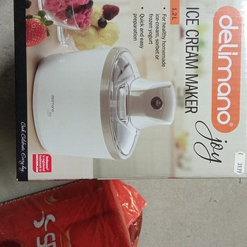 DELIMANO ICE CREAM MAKER