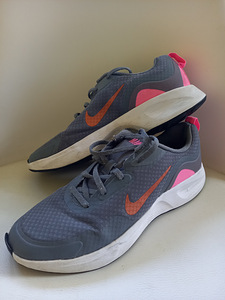 Кроссовки Nike 39 (1 фото из 1)