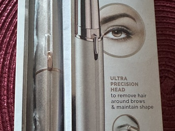 Flawless Eyebrow Shaper | Flawless Kulmude kujundaja