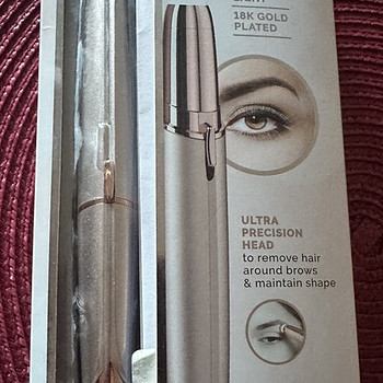 Flawless Eyebrow Shaper | Flawless Kulmude kujundaja