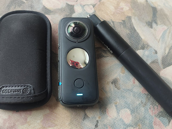 Insta360 One X2