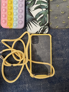 Чехлы для iPhone 11 13шт (6 фото из 6)