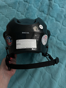 Новый детский хоккейный шлем Bauer (4 фото из 6)