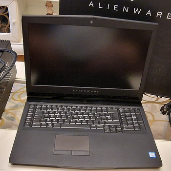 Alienware 17 R4 — i7 7820HK,GeForce GTX 1080