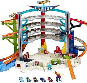Hot Wheels parkimismaja ja rallirada (2 foto / 2)
