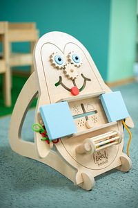 Tegeluskeskus tegelussein Busyboard busy board montessori (7 foto / 9)