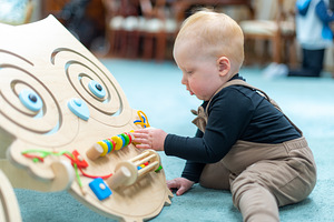 Tegeluskeskus tegelussein Busyboard busy board montessori (8 foto / 9)