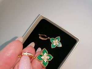 Серьги. (3 фото из 5)