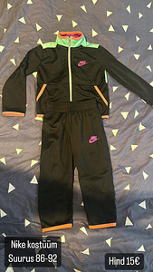 Nike костюм (1 фото из 2)