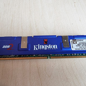 Память Kingston 1GB DIMM 800 МГц DDR2 SDRAM