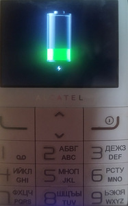 Телефон кнопочный Alcatel для пожилых (1 фото из 3)