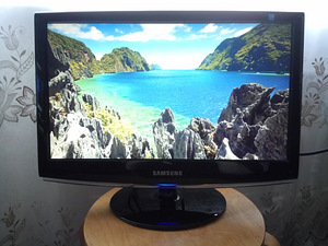 Монитор Samsung 19" HD (1 фото из 3)