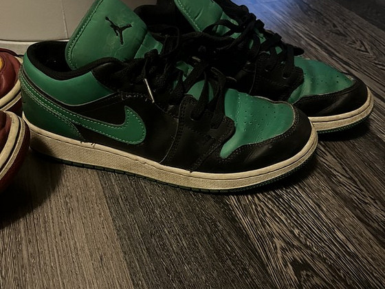 Nike air jordan low
