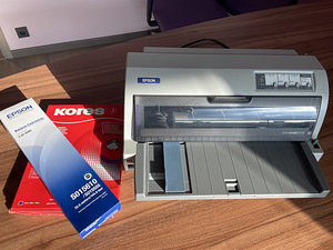 Матричный принтер Epson (1 фото из 4)