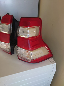 Toyota land cruiser tagatuled (2 foto / 5)