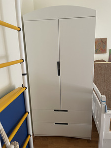 Шкаф детский (1 фото из 3)