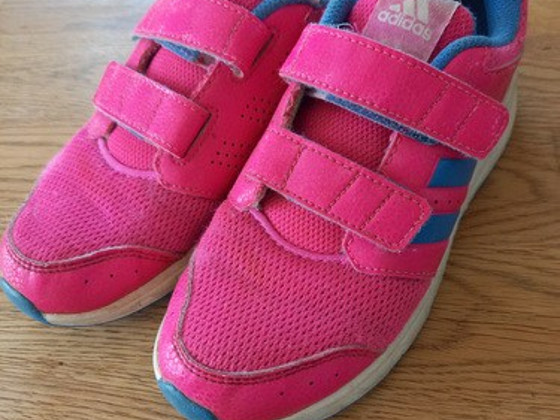 Tossud Adidas s 32