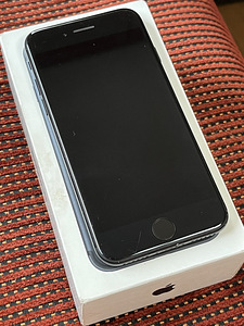 iPhone 7, 256GB (1 foto / 2)