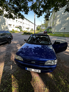 Ford escort cabrio 1991.a (1 foto / 7)