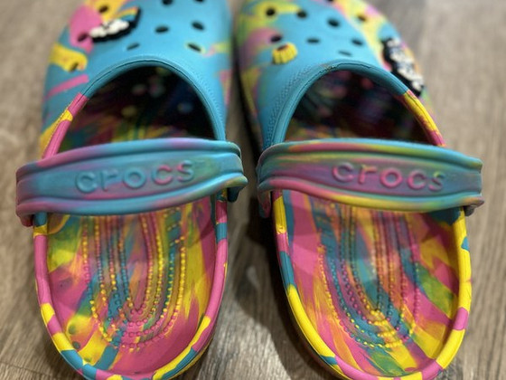 CROCS