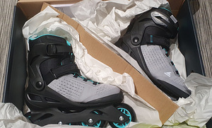 Роликовые коньки Rollerblade 39 новые (5 фото из 5)
