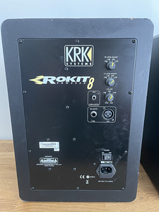 KRK Rokit8, студийные мониторы, 2 шт + подставки Millenium! (5 фото из 7)