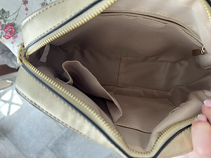 Kott Michael Kors (4 foto / 4)