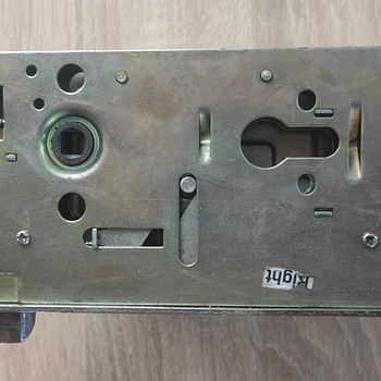 Lukk hiina ustele 3024-3Р R (BZ-30) R