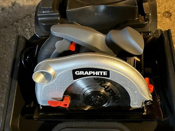 Ketaslõikur Graphite 58G488