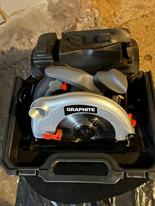 Дисковая пила Graphite 58G488 (1 фото из 4)