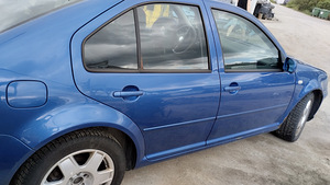 VW BORA, VARUOSAD (8 foto / 10)