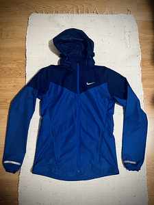 Nike S ветровка (1 фото из 1)