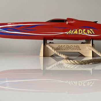 Модельная лодка Thunder Tiger Madcat