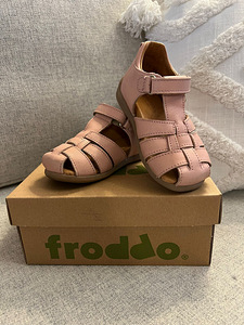 Laste sandaalid Frodo Barefoot (1 foto / 3)