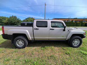 HUMMER H3T (5 фото из 15)