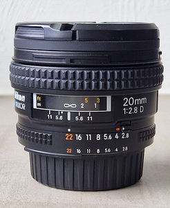 Фототехника Nikon D700 объективы аксессуары (4 фото из 10)