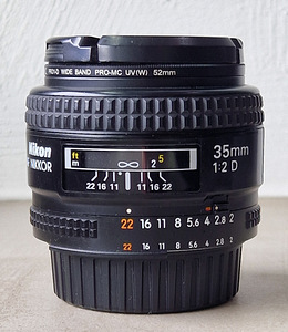Фототехника Nikon D700 объективы аксессуары (5 фото из 10)