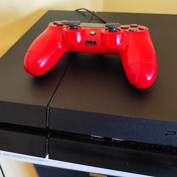 Playstation 4 1TB konsool ja pult NBA 2K21