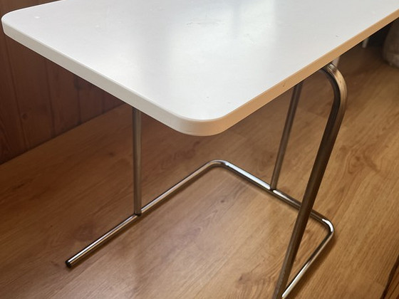Приставной столик Ikea